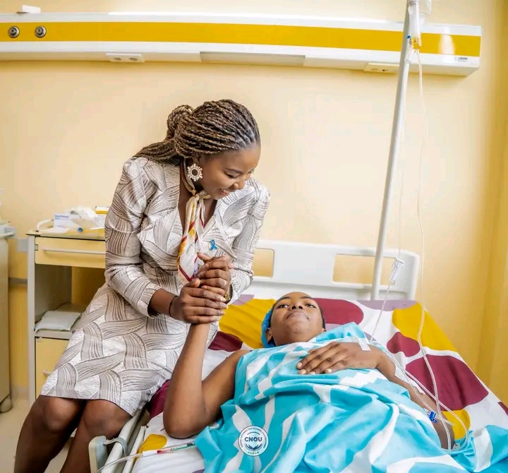 Gabon : Le CNOU assure l’évacuation médicale d’une étudiante en détresse à Franceville 1762629553586