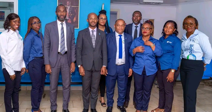 Visite du Directeur Général du Pôle National de l’Emploi dans la province de l'estuaire. 1763754750860