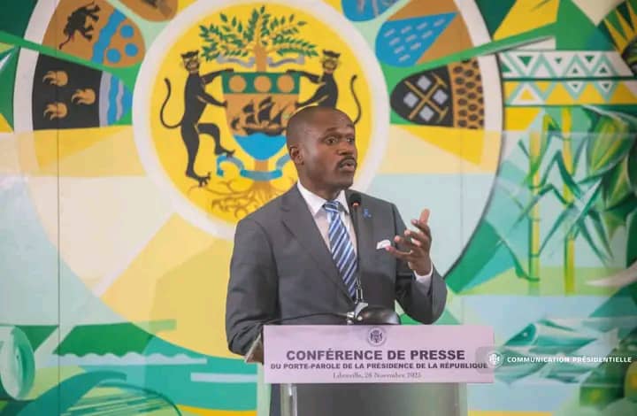 Conférence de presse : relogement et gouvernement en attente. img 20251129 wa0060