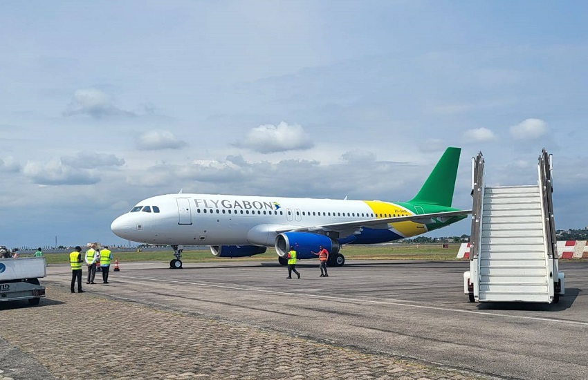 larrivée dairbus a320 de fly gabon