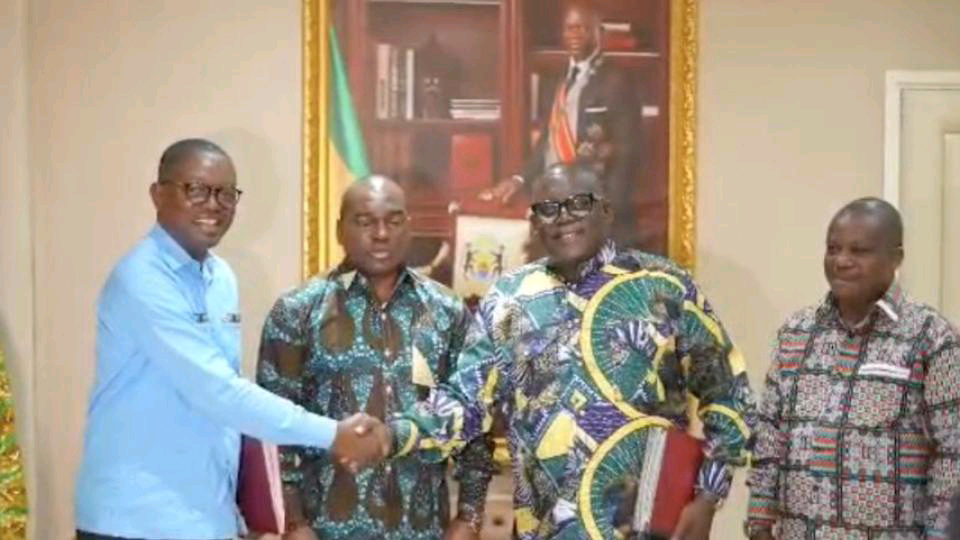 SOGATRA et Trans’Urb fusionnent pour créer la Compagnie Nationale de Transport. gabon gabonmediatime 28 12